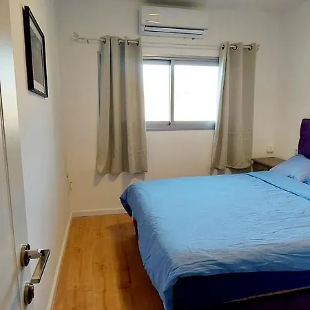 Eilat Octopus Apartment - אילת אוקטופוס -שני חדרים וסלון, בריכה בקיץ Extérieur photo